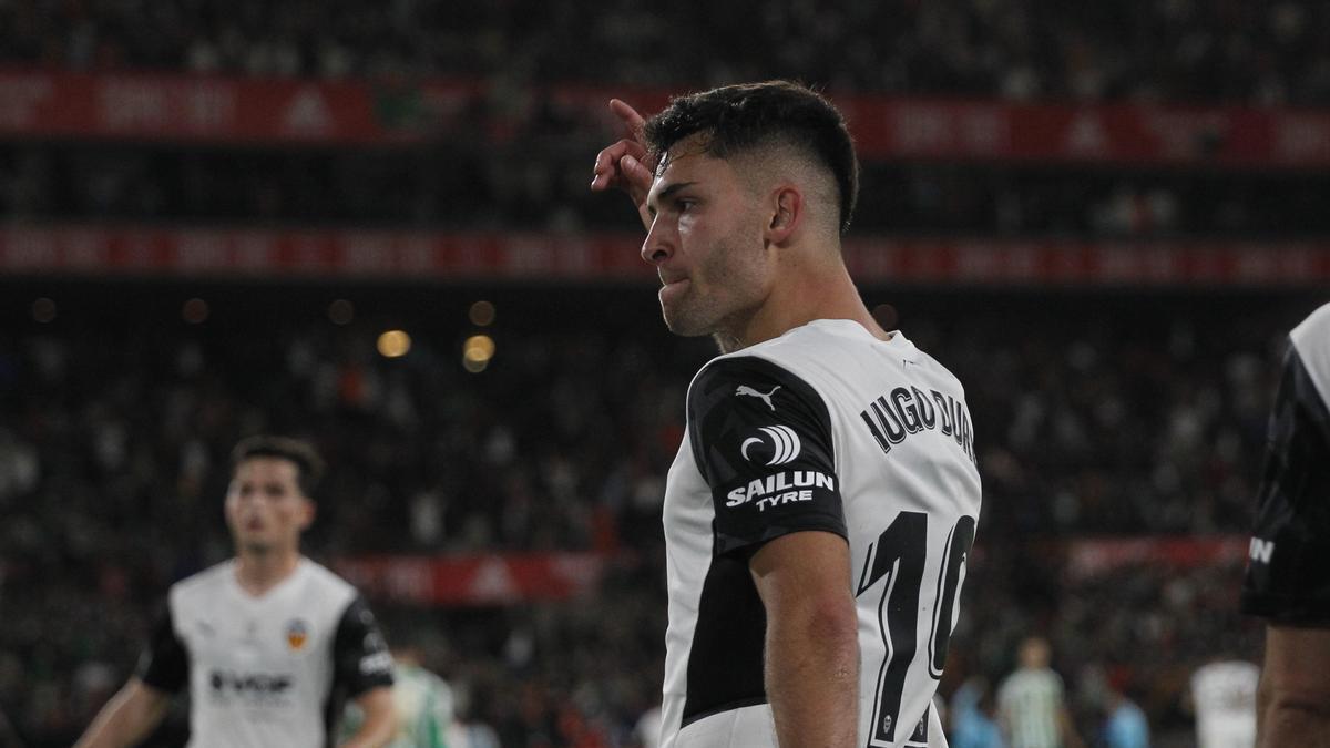 Hugo Duro celebra su gol en La Cartuja
