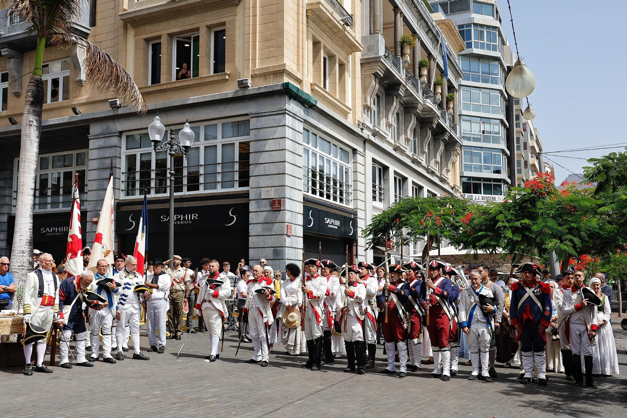 Firma de las Capitulaciones de la Gesta del 25 de julio, con una narración histórica y una representación teatralizada