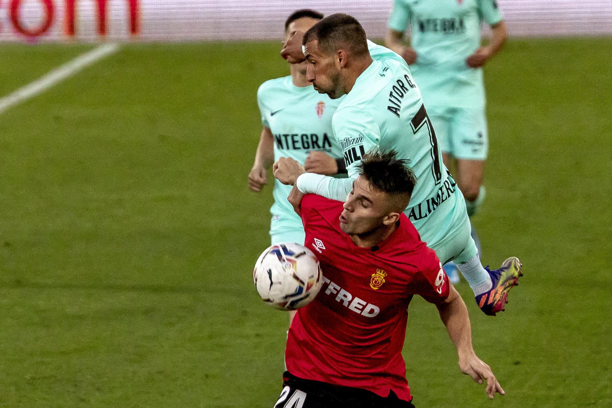 El Mallorca da por bueno el empate frente al Sporting