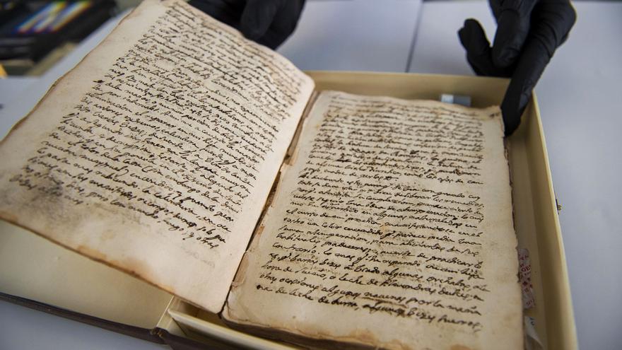 El MuVIM mostrarà un manuscrit del segle XVIII del metge valencià Juan Vicente Estruch després de la seua restauració