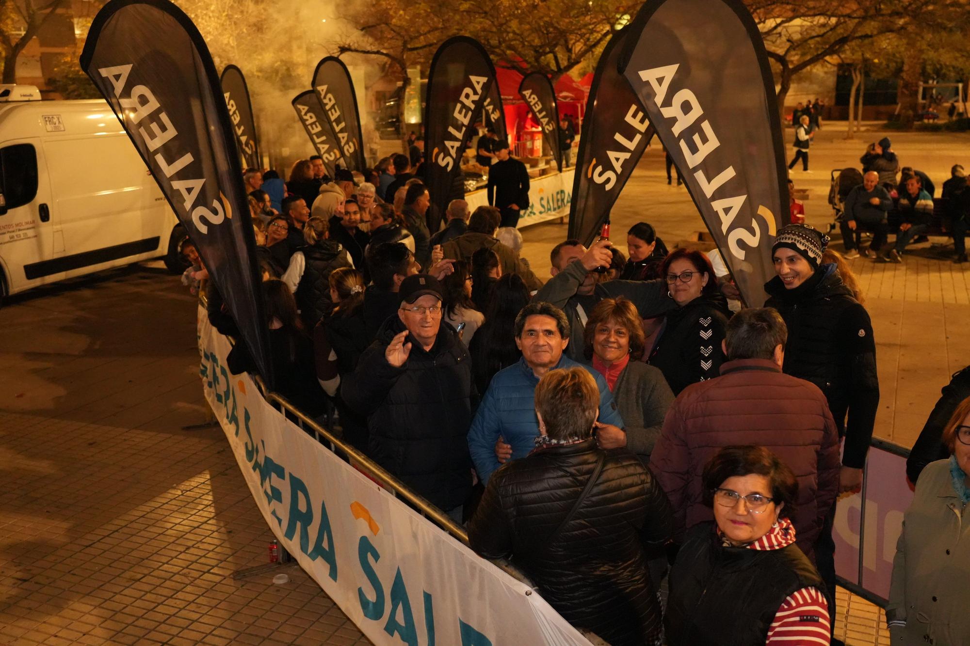 Imágenes de Magdalena: Barbacoa popular para más de 4.000 personas en Castelló