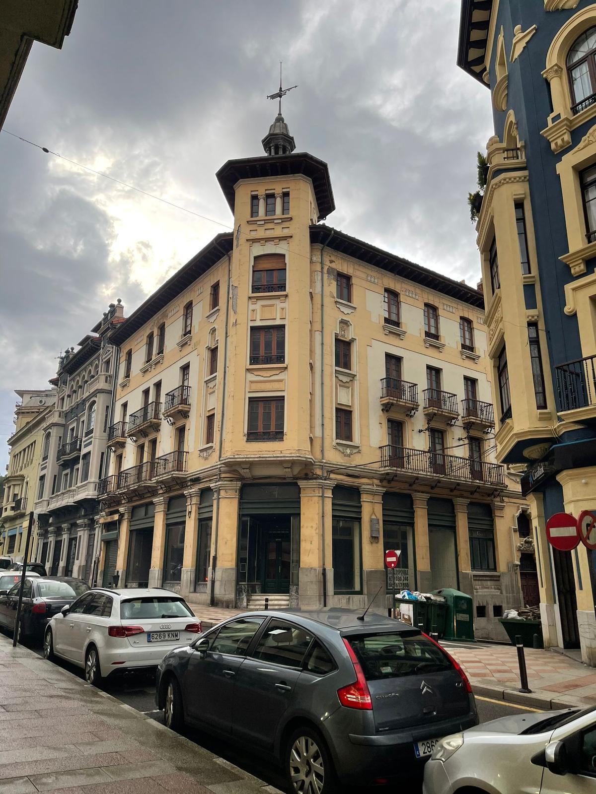 Edificio ubicado en Pravia donde se inaugurará un minymas el próximo mes de junio