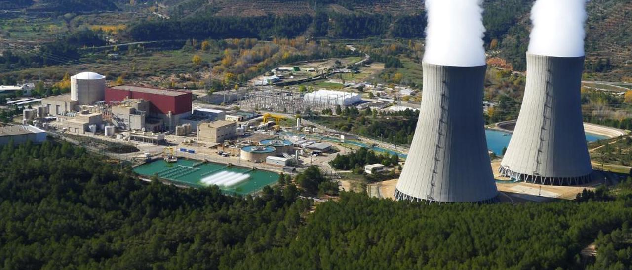 La planta nuclear de Cofrentes, en la imagen, produce el 48 % de la energía de la C. Valenciana.