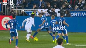 Vinicius pidió penalti en esta acción