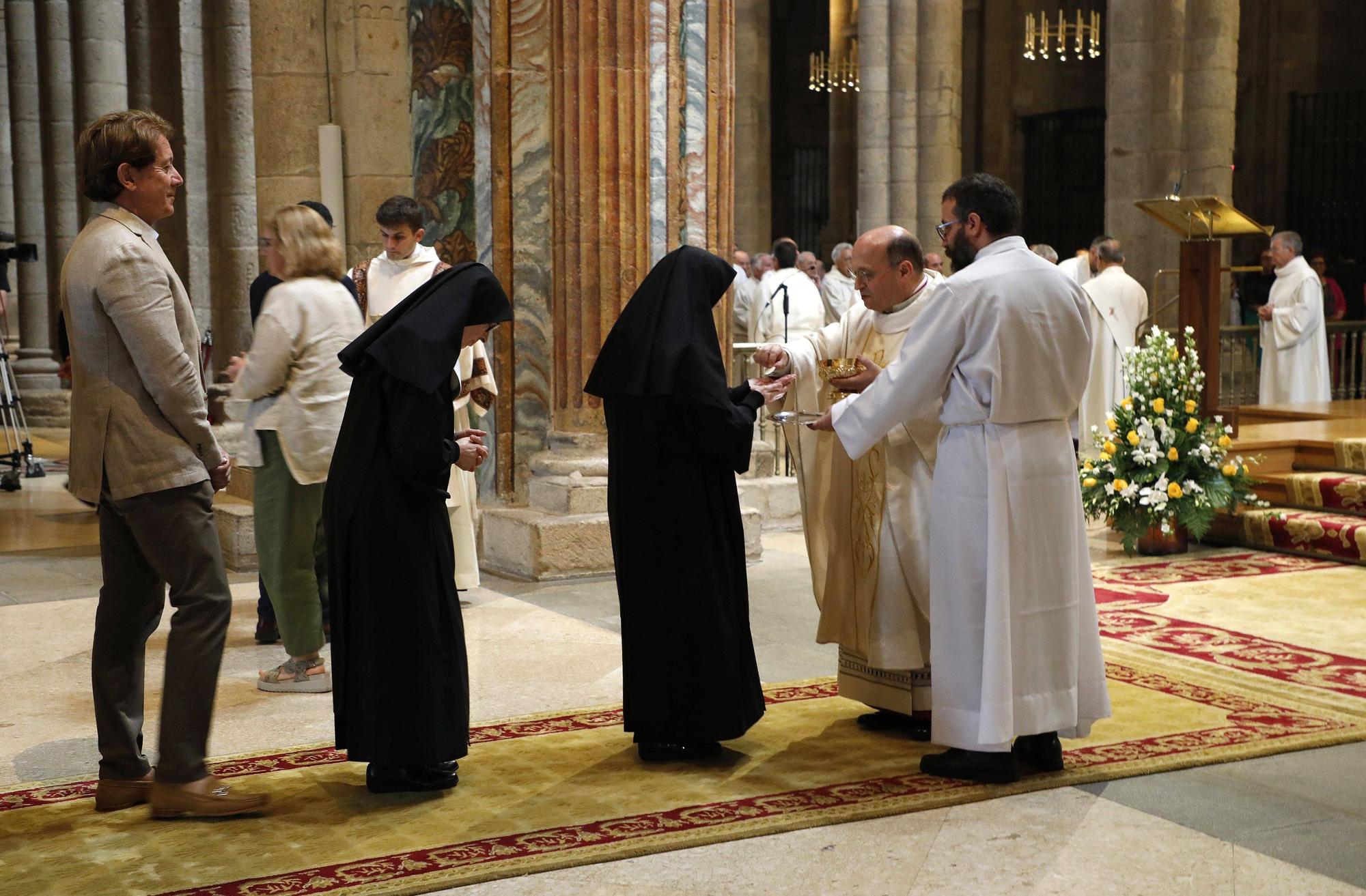 Ceremonia de toma de posesión del nuevo arzobispo de Santiago, monseñor Prieto