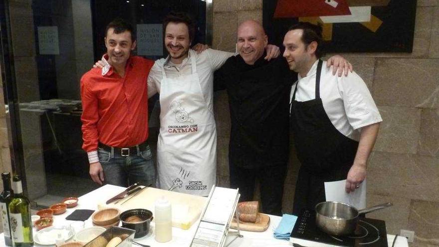 Empate en el duelo culinario entre Manu Catman y Marc Fosh