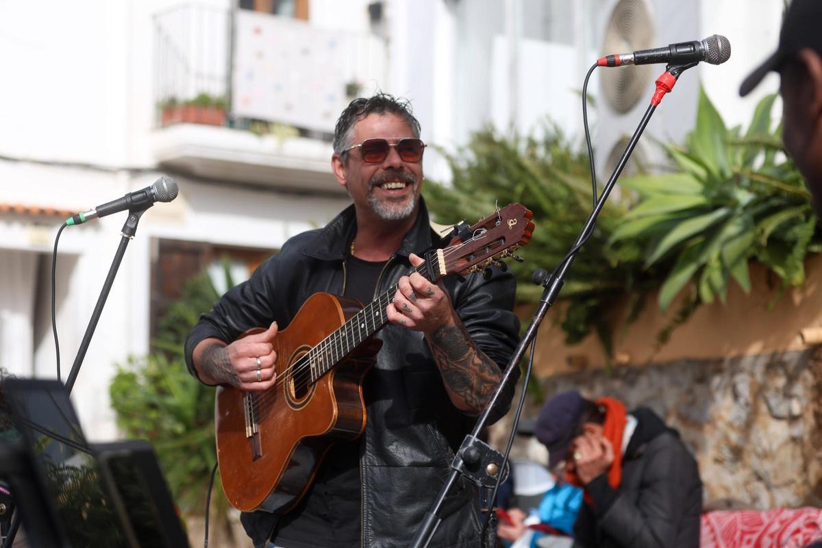 Un recorrido de domingo por el mercadillo de Sant Joan