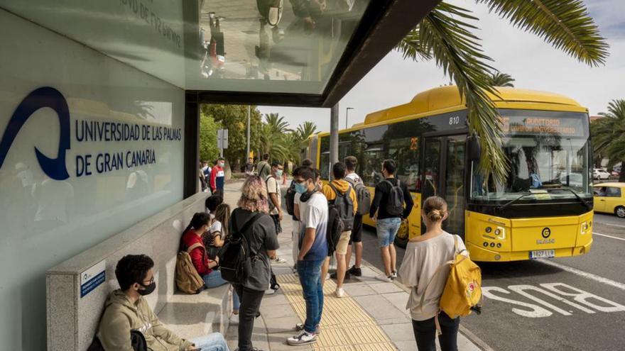 Guaguas refuerza las conexiones con el Campus  de Tafira para la EBAU