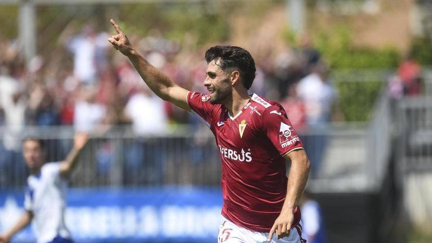 Óscar Gil, un oasis en medio de otro desértico mercado invernal para el Real Murcia