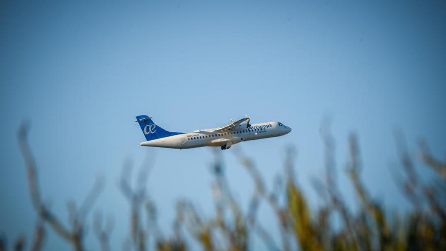 Air Europa permite cambios sin coste en los vuelos interinsulares