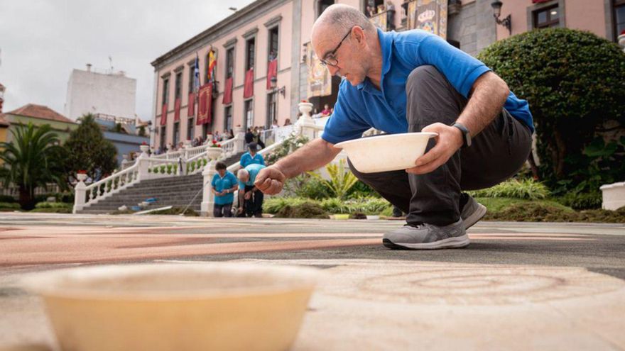 «Tienen magia en las manos»: así definen a los alfombristas del Corpus