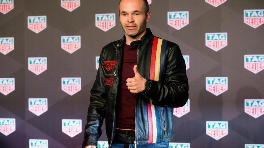 Iniesta sigue sin desvelar en qué club jugará