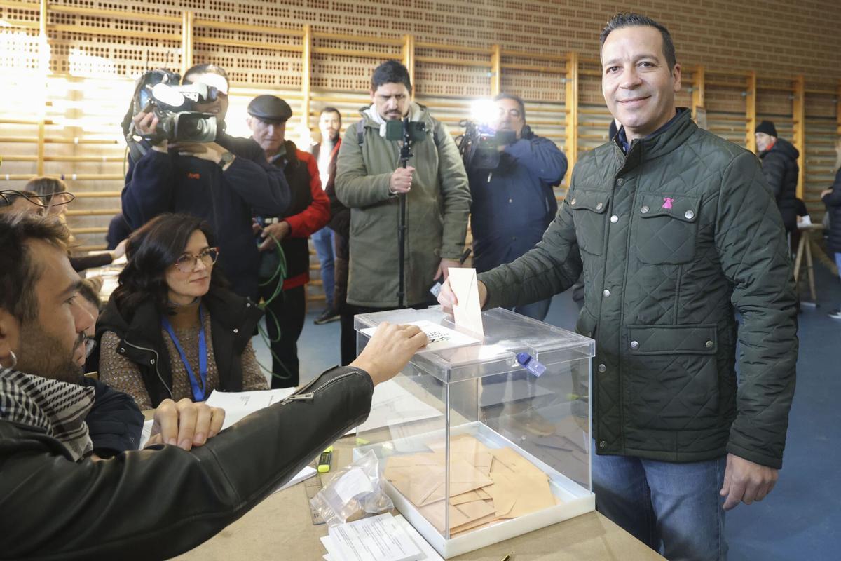 Las elecciones de Extremadura, en imágenes.