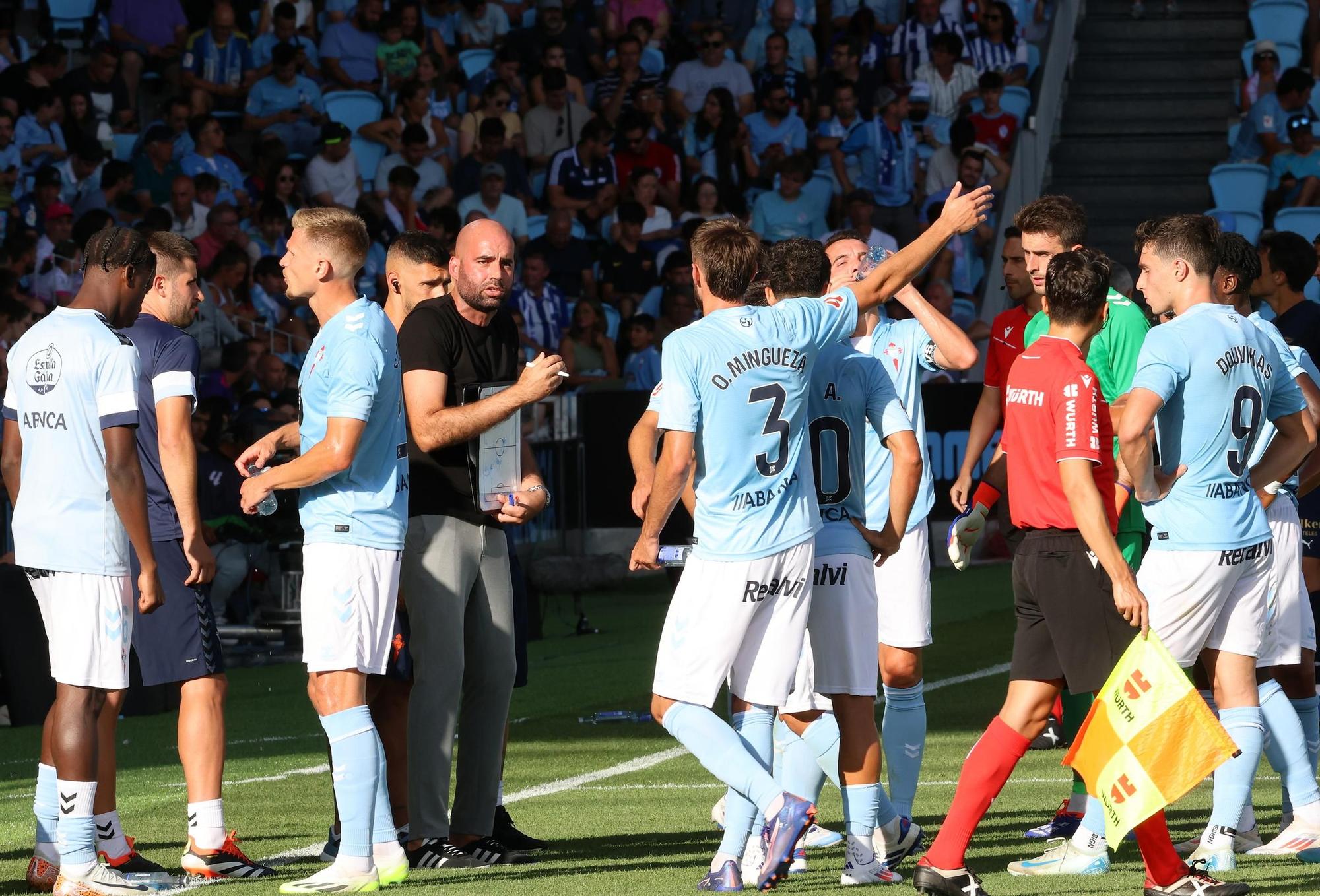 Las mejores fotografías del estreno liguero con victoria del Celta ante el Alavés