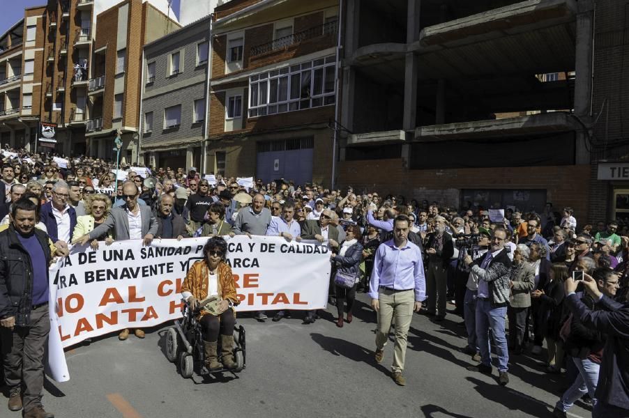 Manifestación en defensa de la sanidad en Benavent