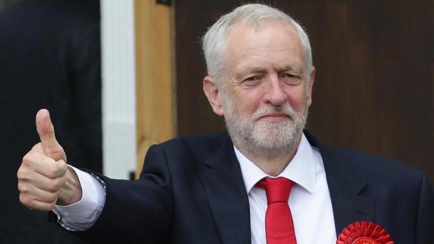 &quot;Estamos en el umbral del poder&quot; declara el líder laborista, Jeremy Corbyn