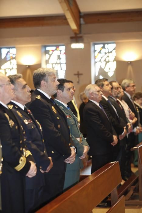 Fiesta de la Guardia Civil el día de su patrona en Gijón