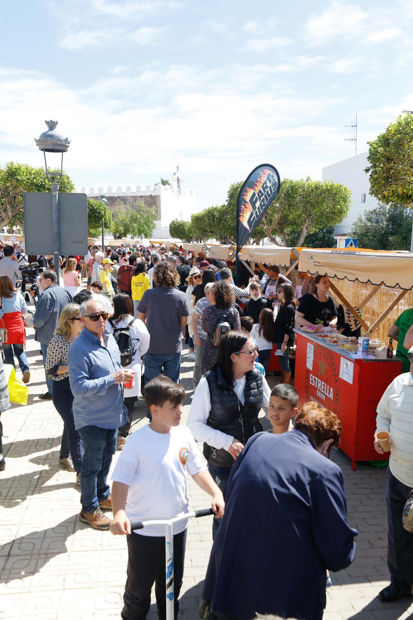 Concurso interestelar de frita de porc en Sant Jordi