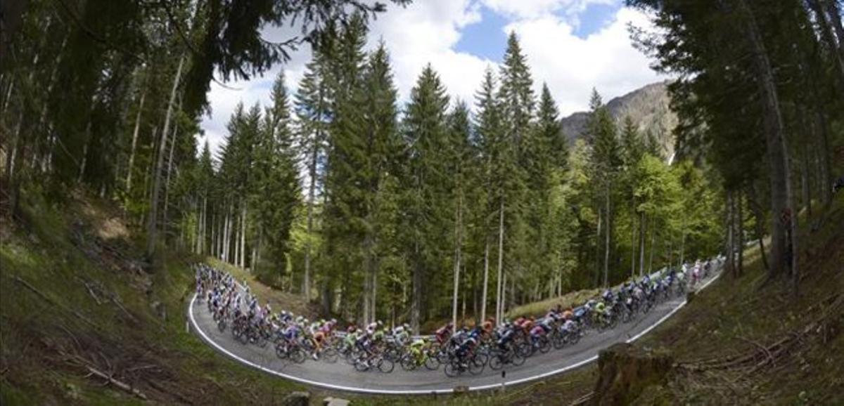 Imatge de la 11a etapa del Giro on ha guanyat el ciclista lituà del Garmin Ramunas Navardauskas.