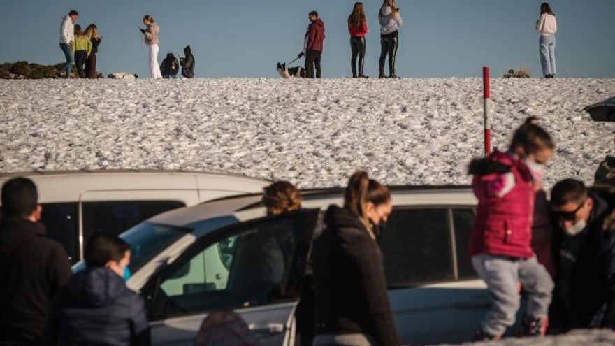 Storms and snowfalls due to a storm that keeps the Island in yellow warning