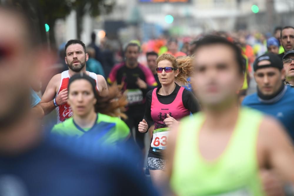 Búscate en la galería del medio maratón Coruña21