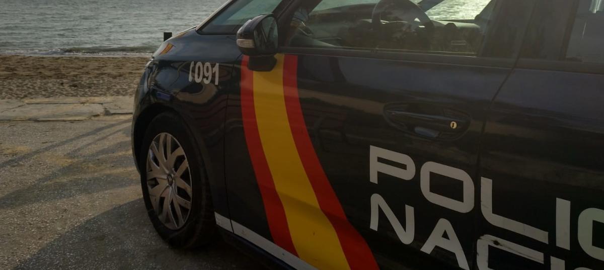 Dos menores detenidos por robos en colegios de La Virreina y Ciudad Jardín