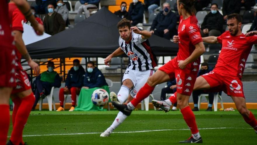 Pablo Vázquez decide el derbi