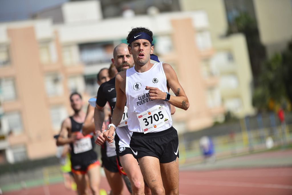 Pruebas de atletismo nacional en la pista de atletismo de Cartagena este domingo