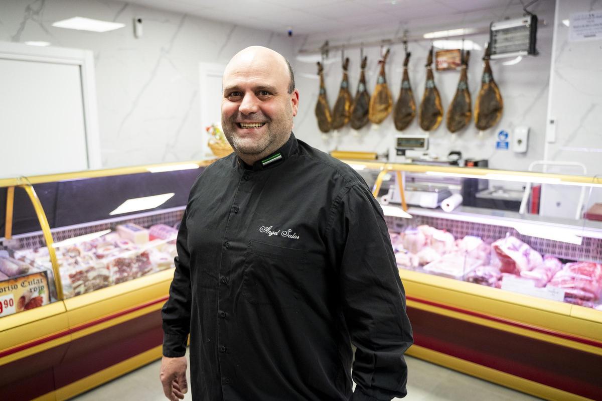 La carnicería Ángel se traslada a la avenida Maltravieso tras once años en el centro de Cáceres