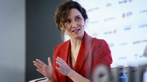 Ayuso acusa a Sánchez de ser "un incendiario" de la crisis migratoria mundial