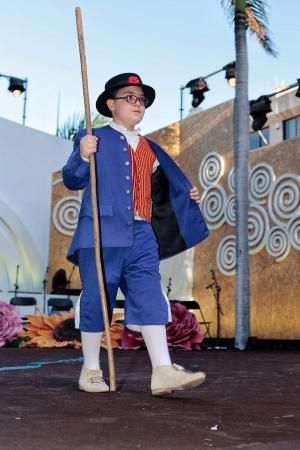 Elección de la romero y la romera infantil de las Fiestas de Mayo de Santa Cruz