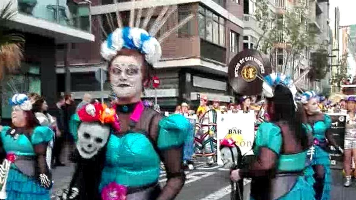 Gran Desfile de Grupos del Carnaval III