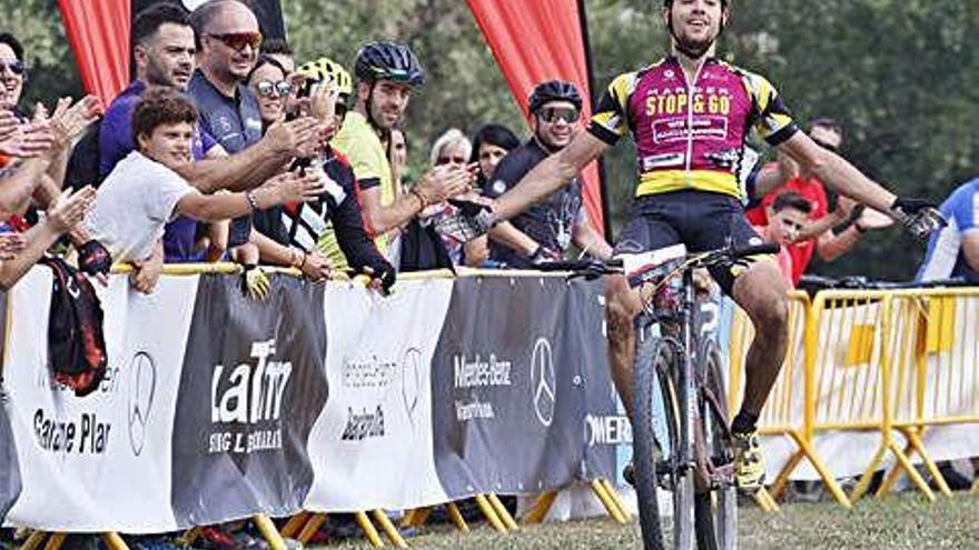 Julian Schelb, en el moment de l&#039;arribada a Fontajau.