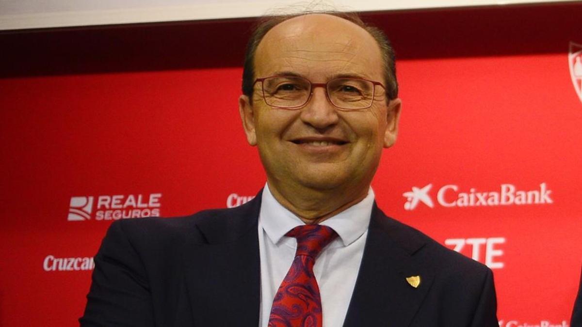 José Castro, presidente del Sevilla, repasó los posibles fichajes del club