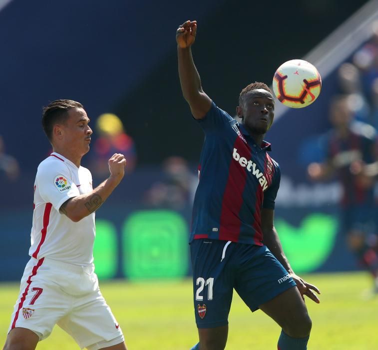 Levante 2-6 Sevilla, en imágenes