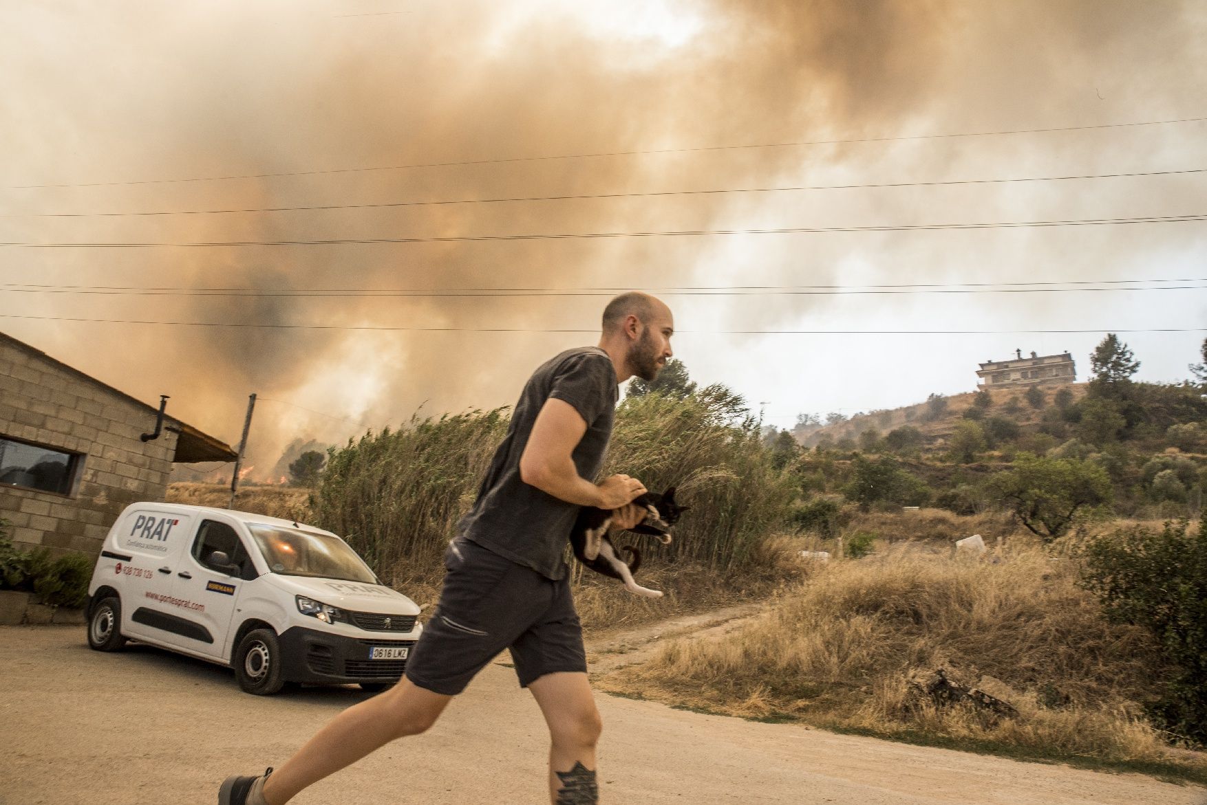 Incendi entre Bufalvent i el Pont de Vilomara