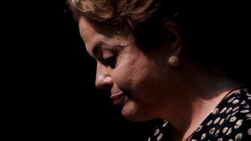 Rousseff, suspesa en la Presidència després de l&#039;aprovació del judici polític