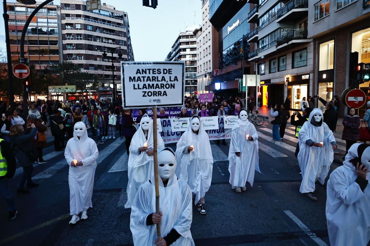 8M VALENCIA | La manifestación del 8 de marzo en València, en imágenes