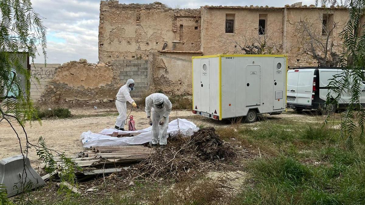 El amianto retirado de la ermita del Molar