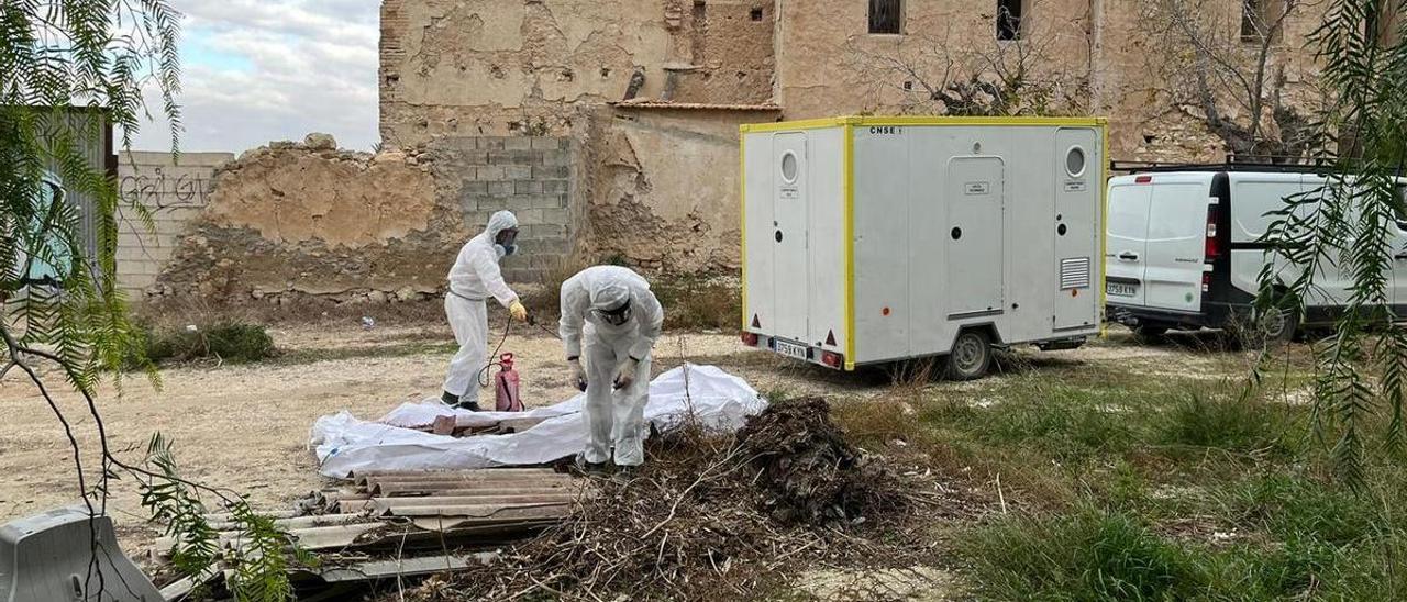 El amianto retirado de la ermita del Molar