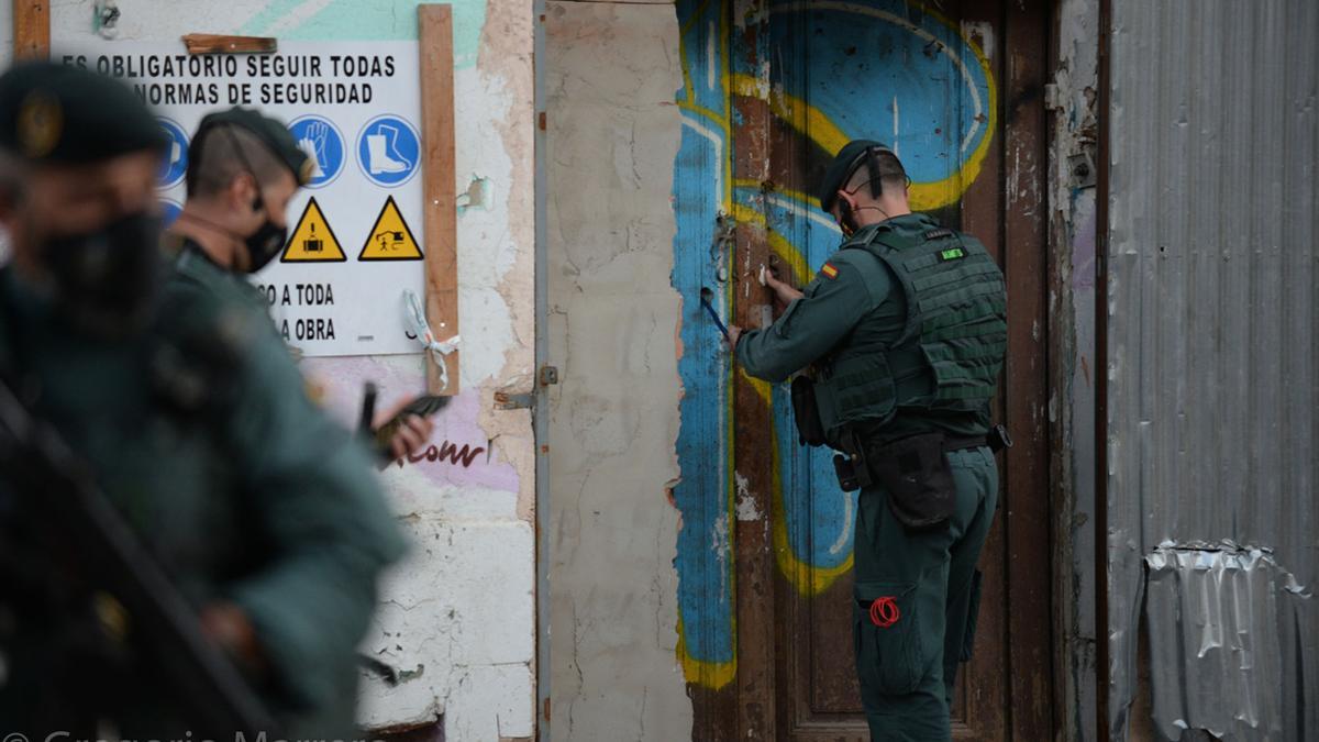 Las imágenes de la operación de la Guardia Civil en Lagunillas