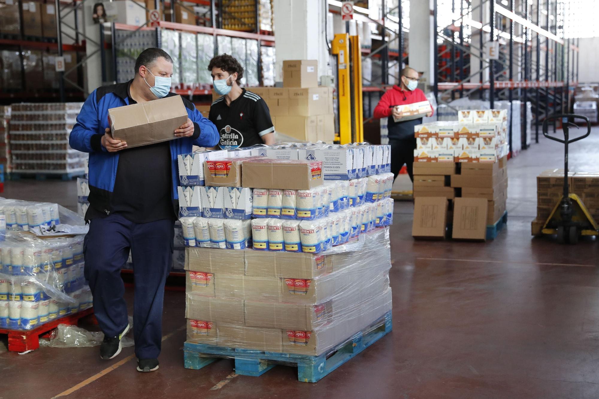 La nave del Banco de Alimentos, en Vigo