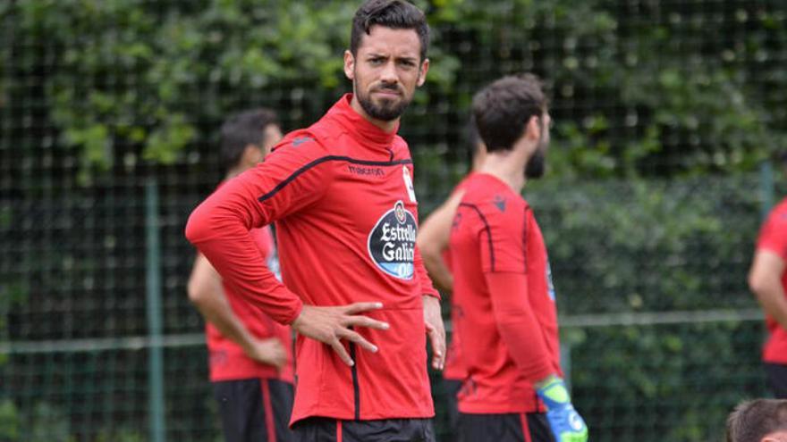 Pablo Marí, en un entrenamiento del Dépor.