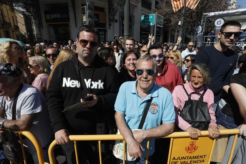 Búscate en la mascletà del 12 de marzo