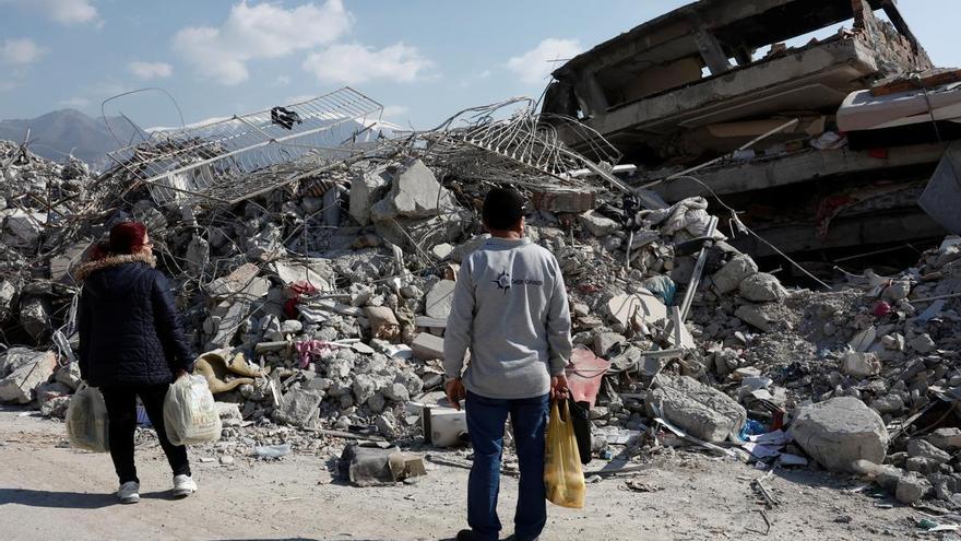 Los traumas y el miedo a un futuro incierto acechan a los supervivientes del terremoto de Turquía y Siria