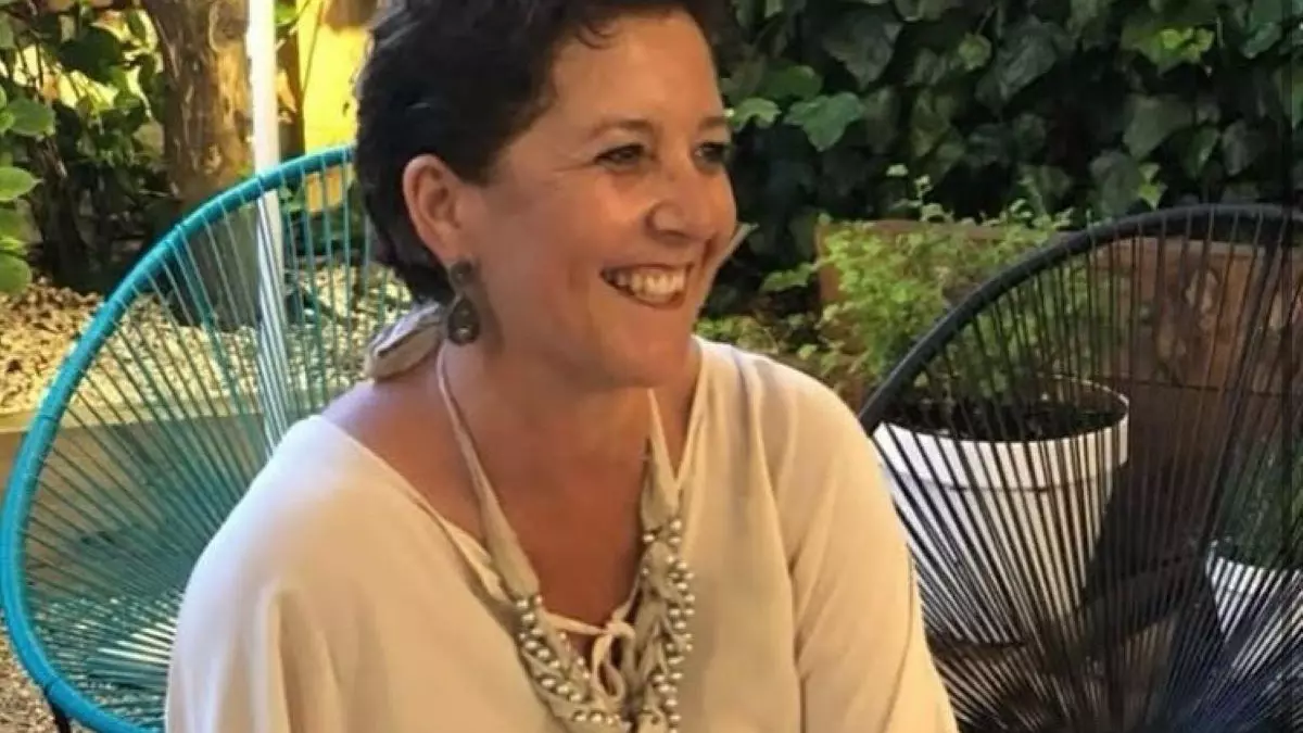 Llançà ret homenatge a Sheryl Francis amb una desfilada de moda a benefici de les dones amb càncer