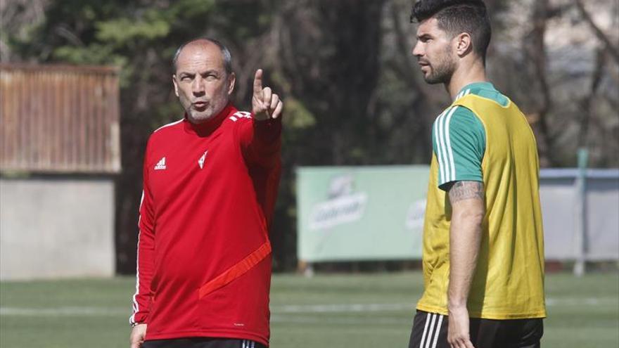 Willy vuelve al grupo en la primera sesión de Juan Sabas