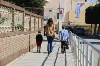 La Policía cree que el niño que apuñaló a su profesor en Murcia sufrió "una crisis de ansiedad"