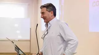 Ramón Gómez presenta su candidatura para hermano mayor de la Congregación de Mena