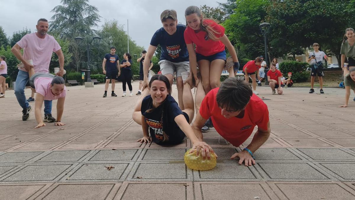 Piquilla festiva en el Grand Prix de Lugo de Llanera: "Venimos a pasarlo bien y reírnos"